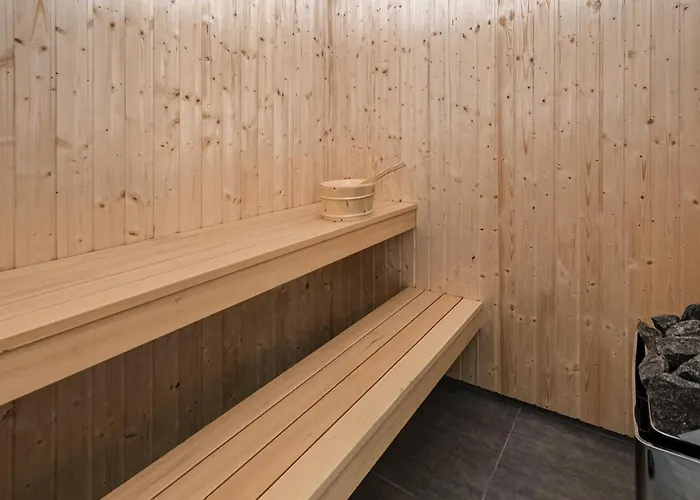 Four-bedroom In Holiday home *